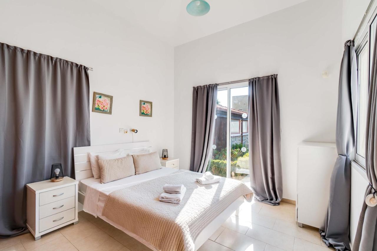 Bungalow Summerside By Ezoria Villas คอรัลเบย์ ภายนอก รูปภาพ