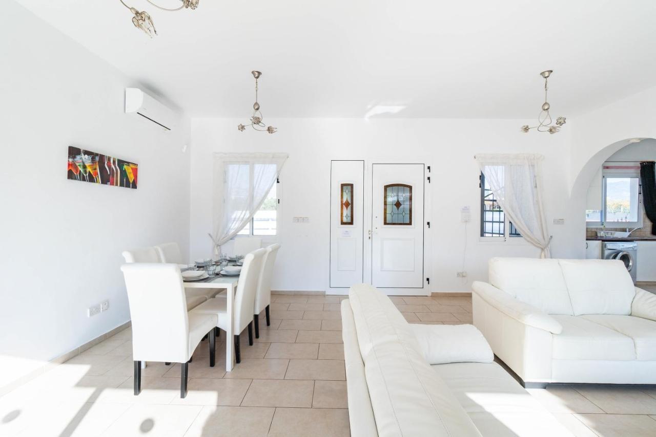 Bungalow Summerside By Ezoria Villas คอรัลเบย์ ภายนอก รูปภาพ